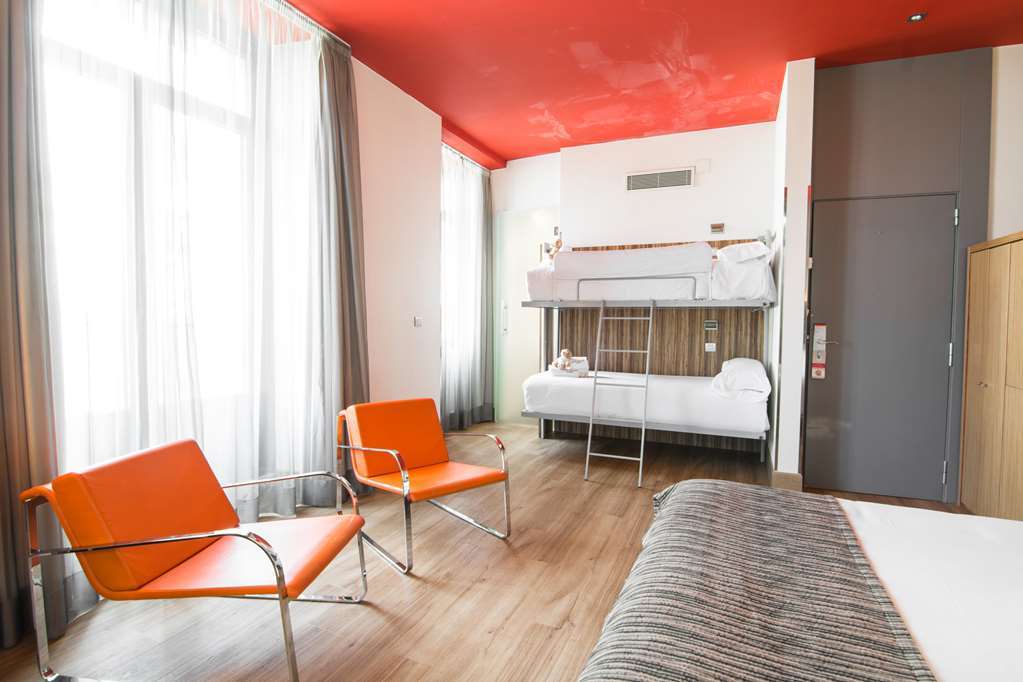 Petit Palace Plaza Del Carmen Мадрид Номер фото
